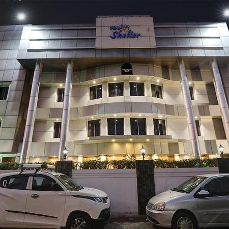 Townhouse Oak Hotel Shelter Lucknow Bagian luar foto