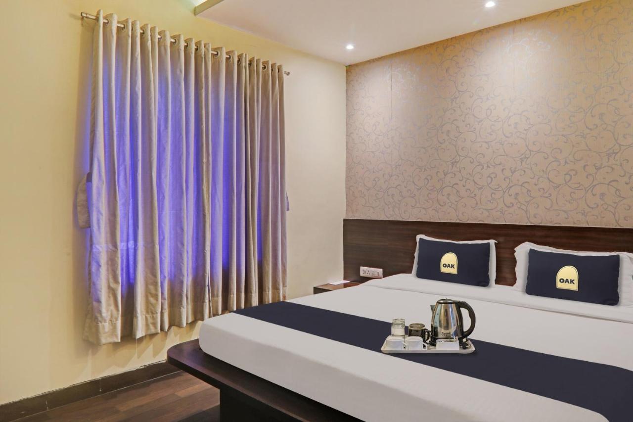 Townhouse Oak Hotel Shelter Lucknow Bagian luar foto