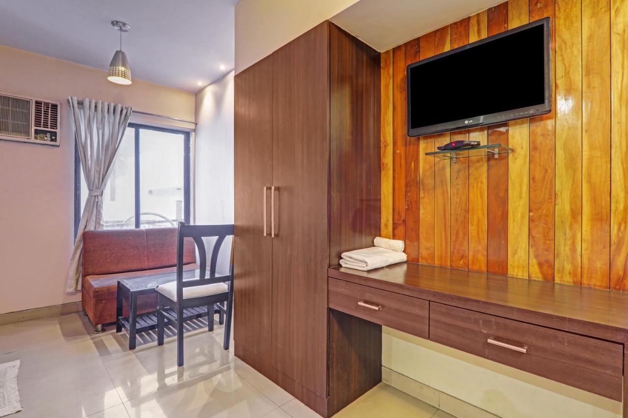 Townhouse Oak Hotel Shelter Lucknow Bagian luar foto